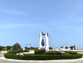 Pis a Puerto Deportivo. Piso y apartamento en la playa