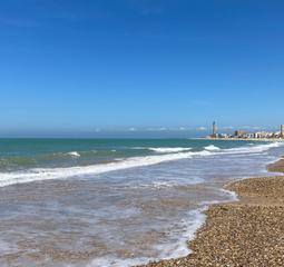 Appartement à La Laguna. Estas buscando piscina al lado de la playa!!!, es posible