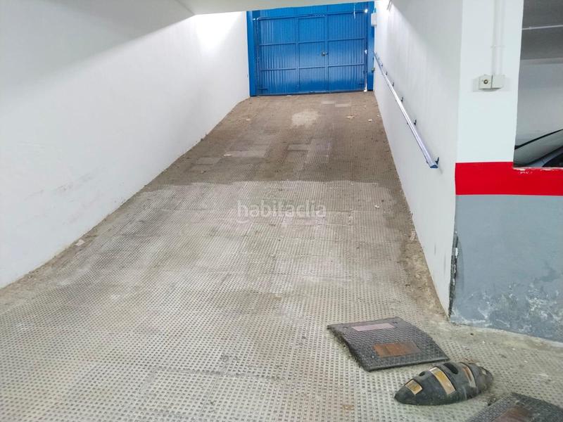 Foto dfd00182-7fc5-4df9-a776-e349f1fe87e9. Aparcament cotxe a Centro Chipiona