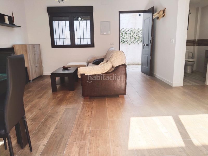 Foto 2dd52838-1843-414c-9408-279558bbd7b1. Casa a Avenida de Rota Chipiona