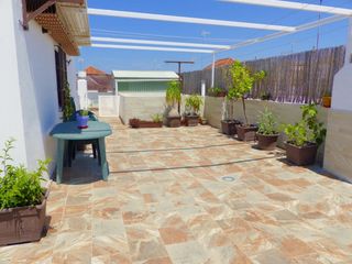 Pis  Calle jesus de la misericordia. Buscas piso con solárium privado a pocos metros de la playa cruz