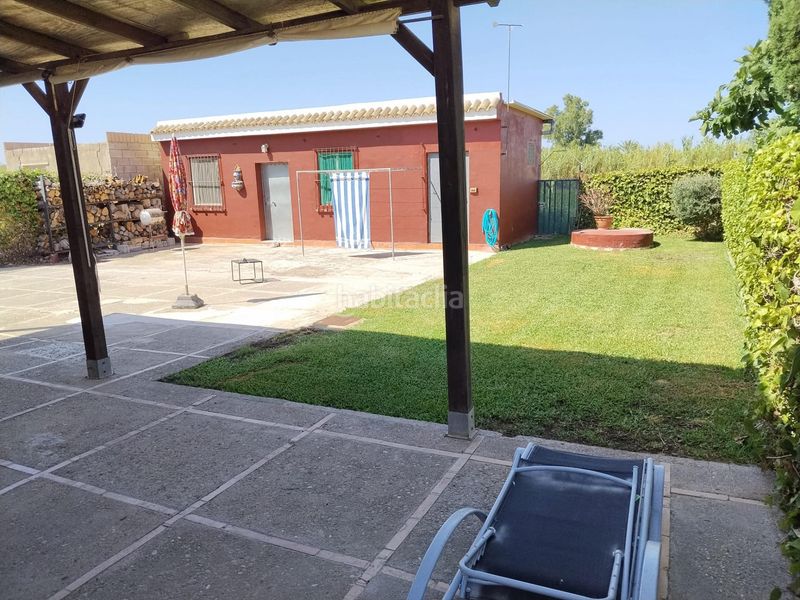 Foto c11b8266-f8c5-49df-84ff-0538177a3712. Masia amb aparcament a Las Tres Piedras - Costa Ballena Chipiona