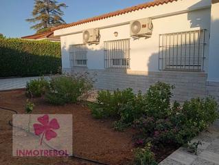 Chalet  Calle monasterio san josé. Chalet independiente