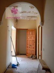 Casa adossada a Villanueva del Ariscal. Ocasion casa de pueblo