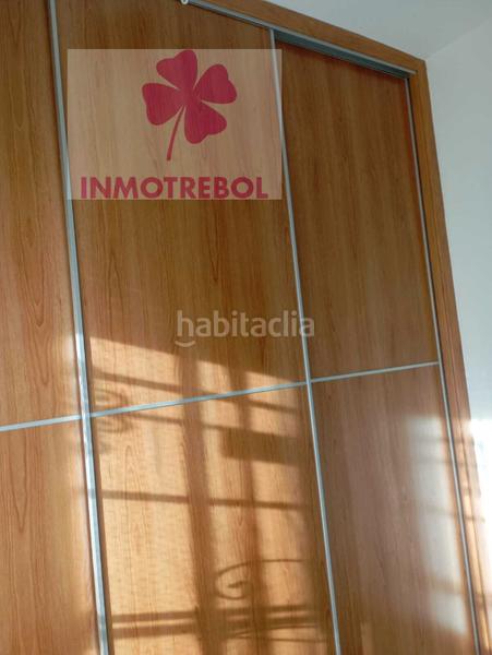 Foto 6b72018b-d18b-4e1b-8ec5-7663eb3b1f22. Casa adossada a colores - entreparques Sevilla