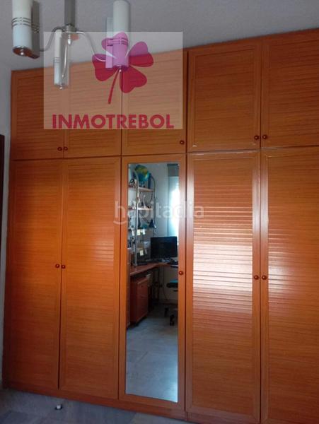 Foto 7f5e67f5-18ec-4af5-a650-aa825082e45e. Casa adossada a colores - entreparques Sevilla