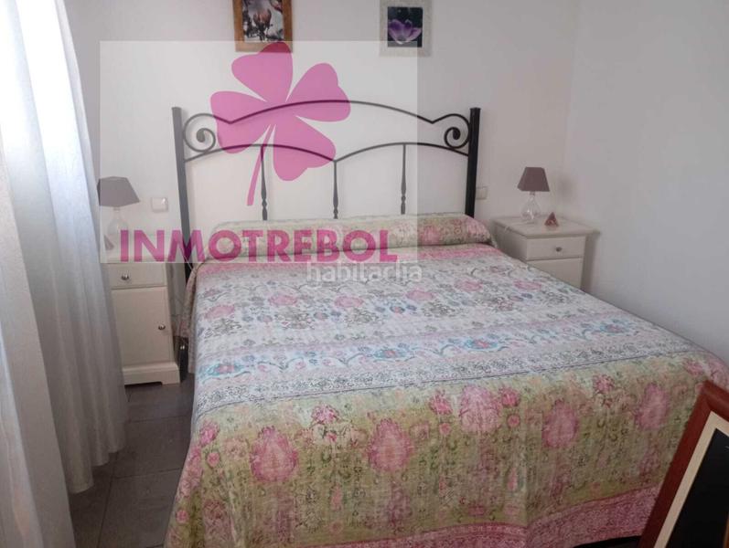 Foto b02f4d51-df37-459f-ac00-3ae80080cd23. Casa adossada a colores - entreparques Sevilla