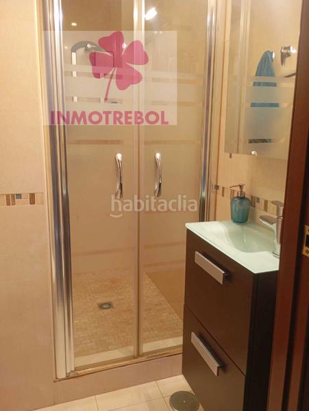 Foto d41174c0-fcd7-4b02-9179-511525d1a024. Casa adossada a colores - entreparques Sevilla