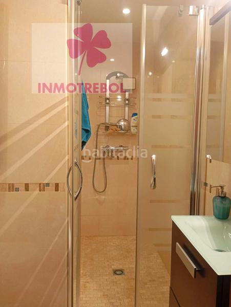 Foto ddfaf12b-5c75-40b9-bd35-70838327ee19. Casa adossada a colores - entreparques Sevilla