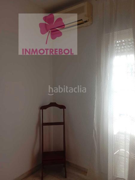 Foto e171ef1b-ab51-4004-a3aa-e53f8a01f227. Casa adossada a colores - entreparques Sevilla