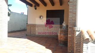 Maison jumelée à Gines. Ocasion  casa adosada.