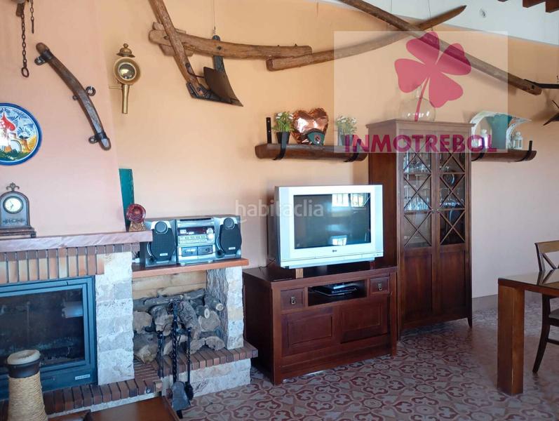 Foto 61d0af49-727c-4aff-b8d8-1d4f87003d83. Chalet ocasion expectecular finca de 10398m de parcelay 511m construidos en Carrión de los Céspedes