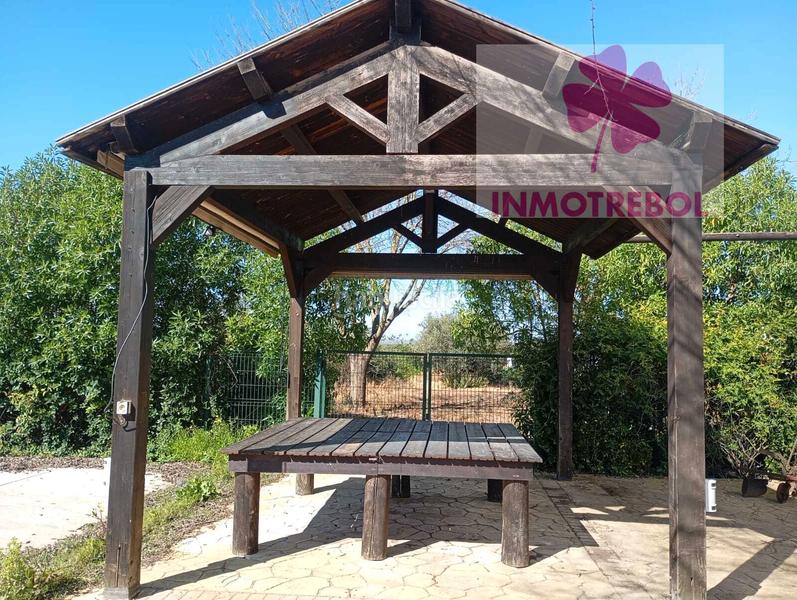 Foto 9a0d9b6c-8ffc-4c89-9205-07d466732a2b. Chalet ocasion expectecular finca de 10398m de parcelay 511m construidos en Carrión de los Céspedes