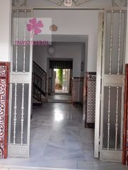 Haus in Villanueva del Ariscal. Ocasion casa de pueblo