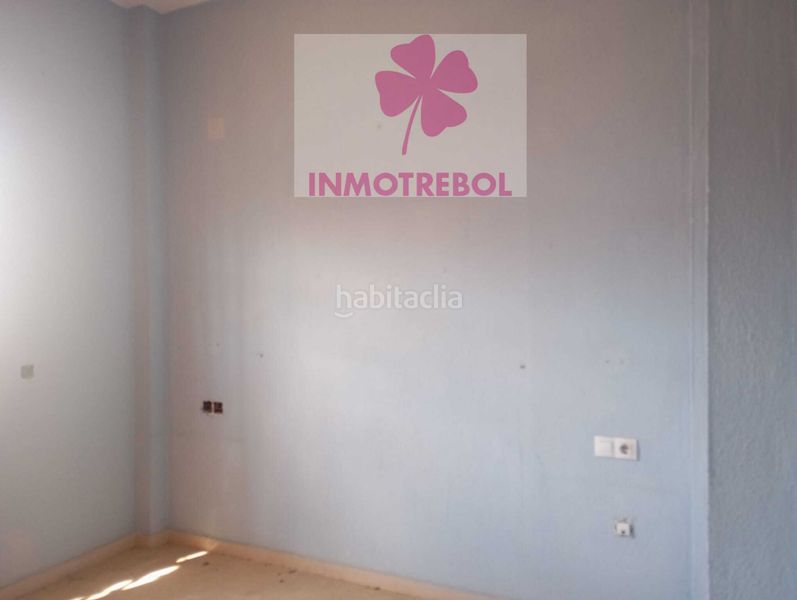 Foto 18698d98-2730-41fa-9aed-182e3328586b. Casa adossada a Puebla del Río (La)