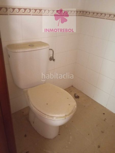 Foto 2e6efa74-87b2-497c-971d-db2529513059. Casa adossada a Puebla del Río (La)