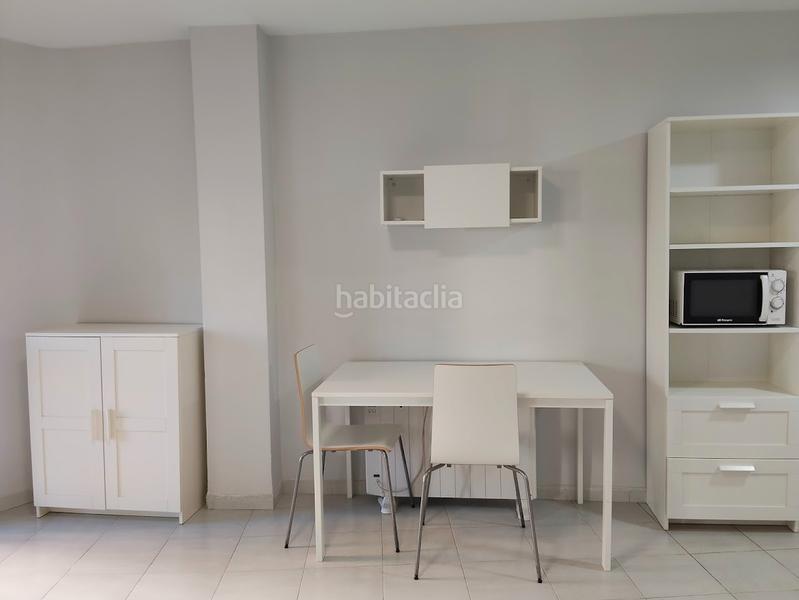 Foto 666963a2-945a-4e0a-a20c-61236b0e9cfc. Affitto monolocale in carrer plateria 5 in Centre Històric Lleida