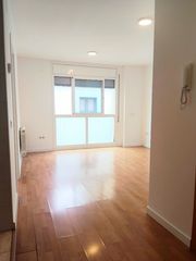 Alquiler Dúplex  Carrer correu vell. Dúplex muy acogedor!!