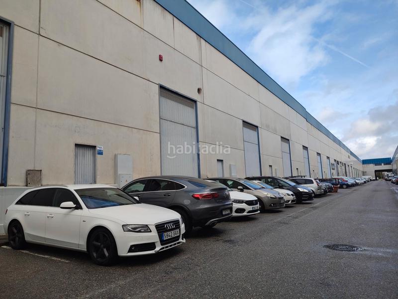Foto b2a33a33-1cf7-4e6e-baf8-14ea5642a037. Nau industrial a Palmete Sevilla