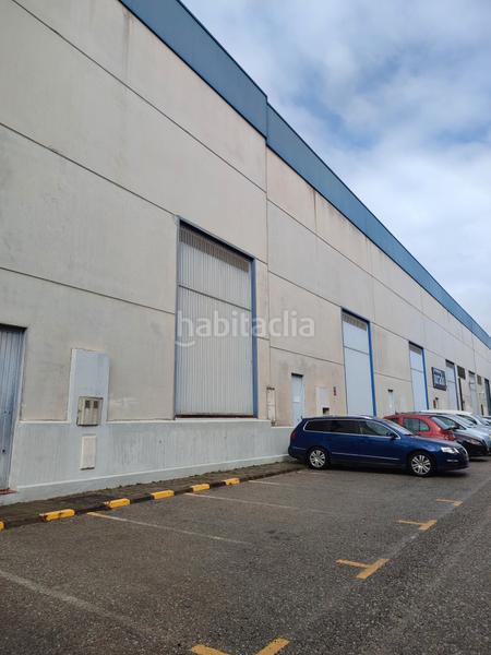Foto ff1dba86-ec73-42d8-9408-0c8bcb89151c. Nau industrial a Palmete Sevilla