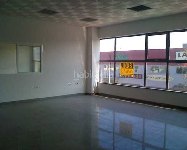Foto c456701e-9747-42af-9b07-117cc7562cdb. Bâtiment à usage industriel dans Palmete Sevilla