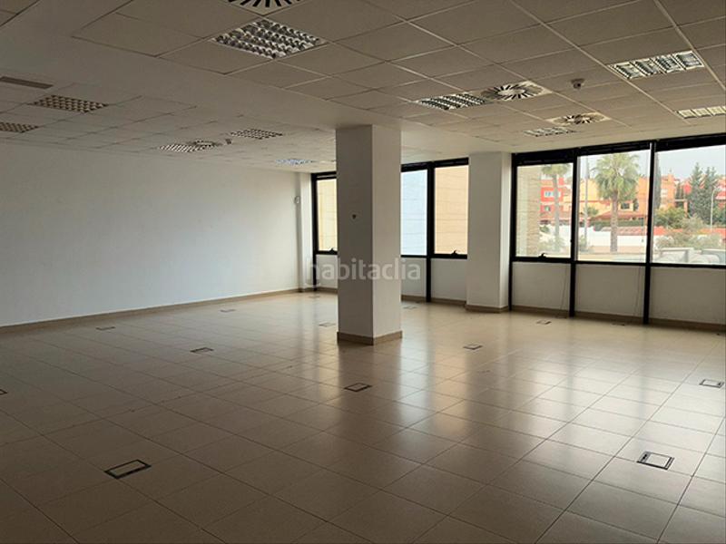 Foto 6c69e6c6-8a44-4831-987a-4d4f0f433d42. Alquiler oficina  alquiler en Aljamar Tomares