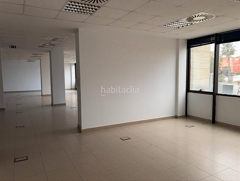 Foto ad3a5b40-e20c-4368-a9fc-b00ac50fe197. Alquiler oficina  alquiler en Aljamar Tomares