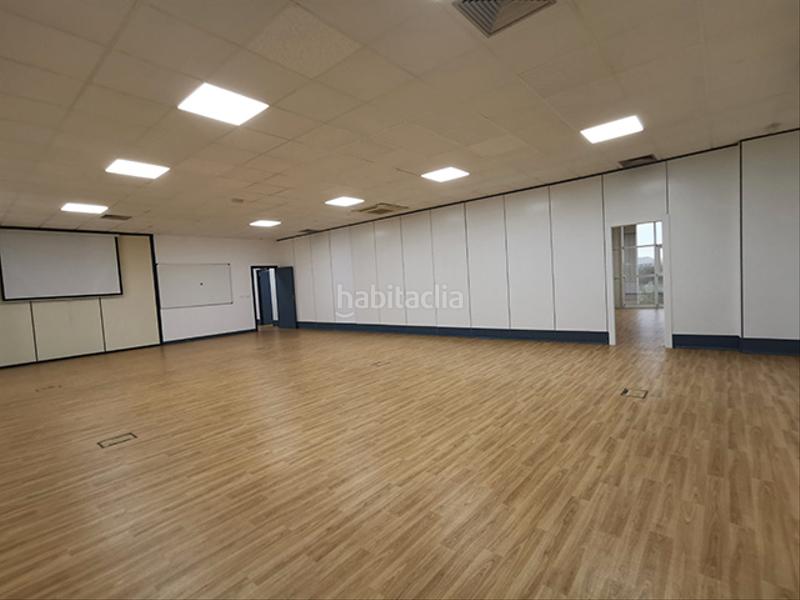 Foto 0b0b6676-724d-4521-9192-932cfa48a4c5. Location bureau avec parking dans Triana Oeste Sevilla