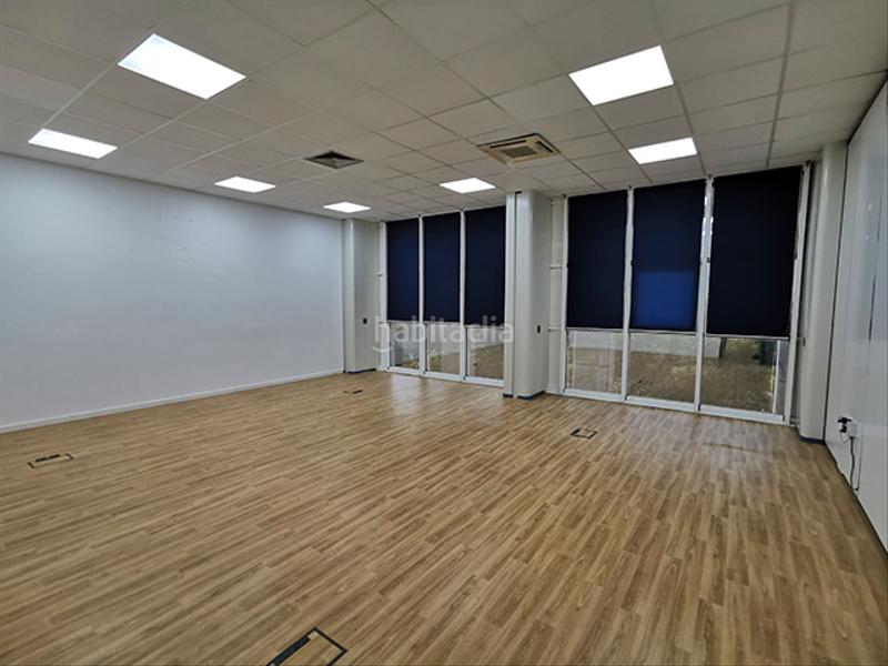 Foto 49071e5f-9686-4f29-80f1-3fe65eba9a50. Location bureau avec parking dans Triana Oeste Sevilla