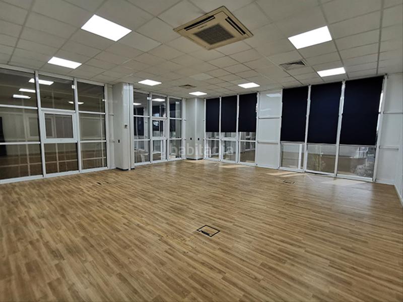 Foto 92c4abed-3676-4def-a376-65fc48e23c6f. Location bureau avec parking dans Triana Oeste Sevilla