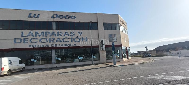 Foto 274b4e28-c325-4996-9834-84eb2c1d93bd. Nau industrial a La Paz Alcalá de Guadaira