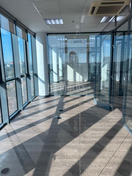 Foto 1d81de06-9517-4c6a-af84-b23ae2827b39. Location bureau avec chauffage parking dans Triana Oeste Sevilla