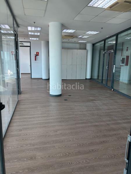 Foto 69b83445-e1f3-4671-9391-bf7d940e9bb2. Location bureau avec chauffage parking dans Triana Oeste Sevilla