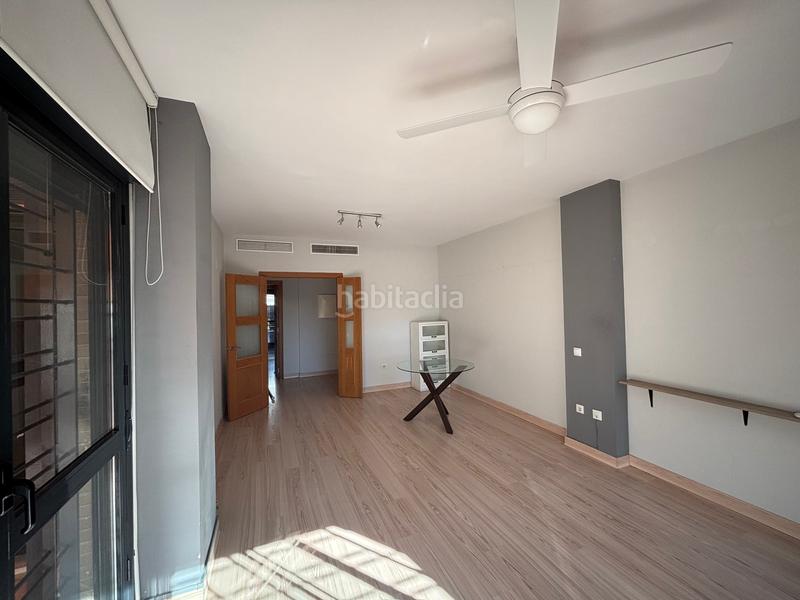 Foto 4bcd4216-d9f4-46e2-a002-77d120406061. Piso en avenida de la sabiduría 1d piso venta Nuevo Bulevar. en Mairena del Aljarafe