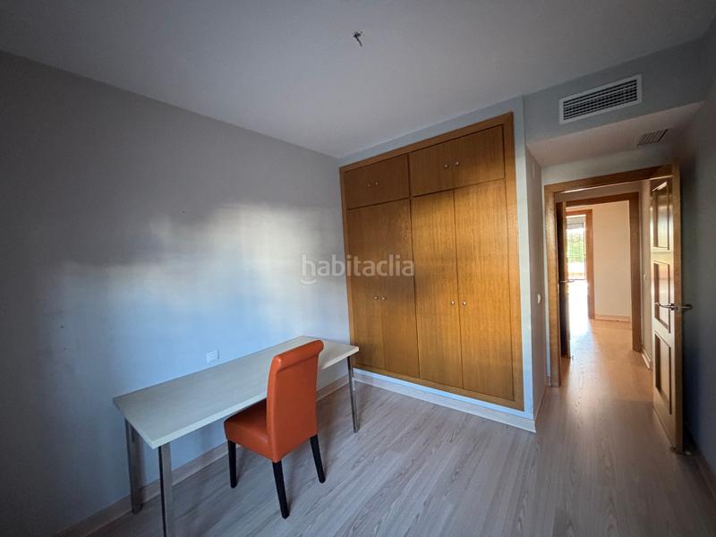 Foto 576333cc-a963-4c55-b1e1-c0c48ab07433. Piso en avenida de la sabiduría 1d piso venta Nuevo Bulevar. en Mairena del Aljarafe