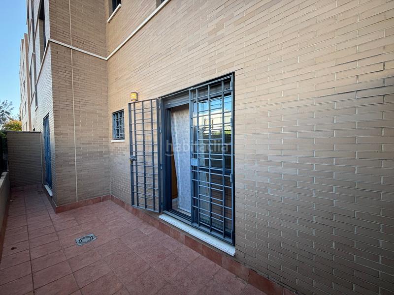 Foto 6d9e2a79-a94a-456f-a7c7-27a8940a4c86. Piso en avenida de la sabiduría 1d piso venta Nuevo Bulevar. en Mairena del Aljarafe