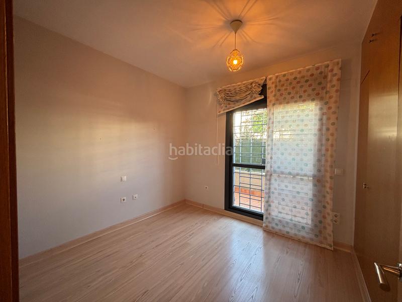 Foto 7eb62285-c570-4328-9cd7-bb95bcad8f9c. Piso en avenida de la sabiduría 1d piso venta Nuevo Bulevar. en Mairena del Aljarafe