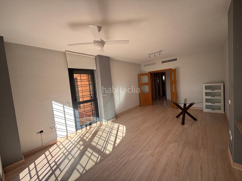 Foto a31490f6-1463-4e54-a910-138f272f628c. Piso en avenida de la sabiduría 1d piso venta Nuevo Bulevar. en Mairena del Aljarafe