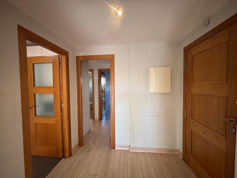 Foto c83ed4b4-3551-466e-92e5-4189f01a6968. Piso en avenida de la sabiduría 1d piso venta Nuevo Bulevar. en Mairena del Aljarafe