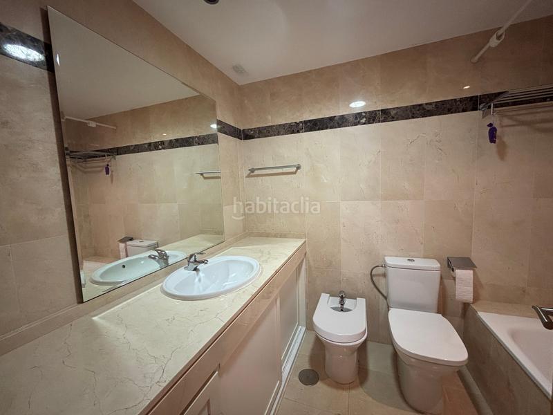 Foto e3e547bf-fac1-45cd-853d-ca014227c66d. Piso en avenida de la sabiduría 1d piso venta Nuevo Bulevar. en Mairena del Aljarafe