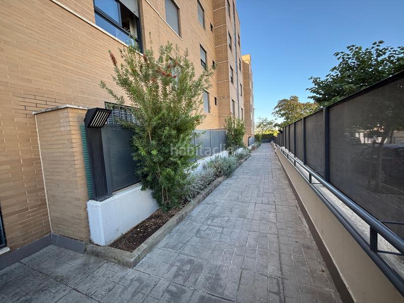 Foto fb233a92-34db-4565-9559-ffa952dc7c2c. Piso en avenida de la sabiduría 1d piso venta Nuevo Bulevar. en Mairena del Aljarafe