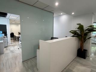 Affitto Ufficio en Andjar. Oficina alquiler centro