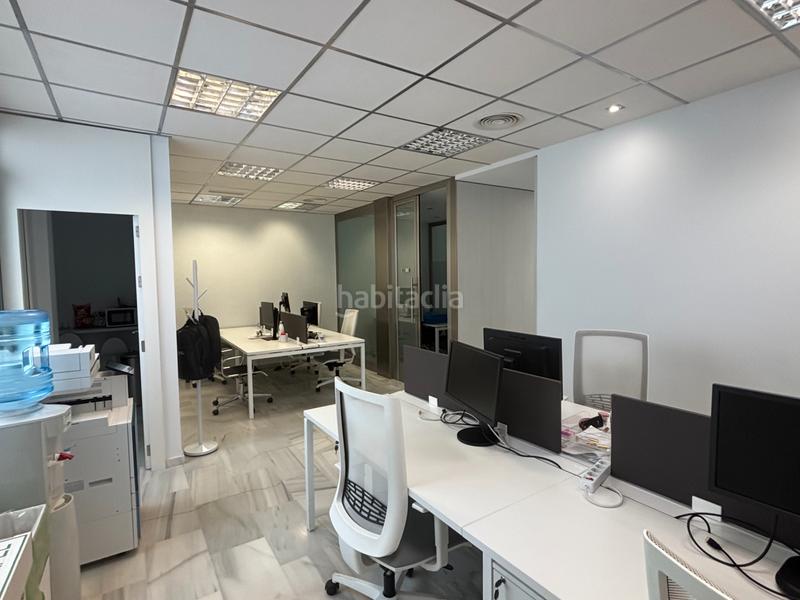 Foto 0f4fa545-4534-4784-bc8a-8f212cbdf068. Lloguer oficina a Andújar