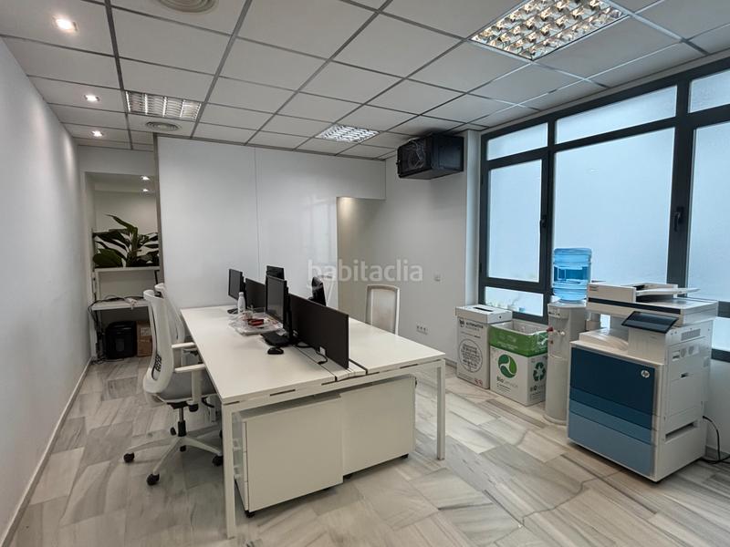 Foto ee1b7669-cd1f-40d7-b48c-96af5fdf9b84. Lloguer oficina a Andújar
