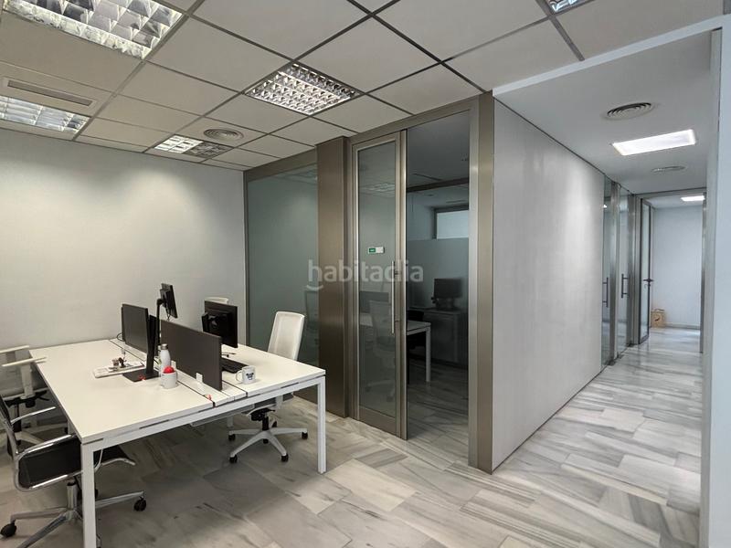 Foto 337adc35-700f-4f27-8b72-b0f15face2d3. Affitto ufficio con riscaldamento in Arenal - Museo Sevilla