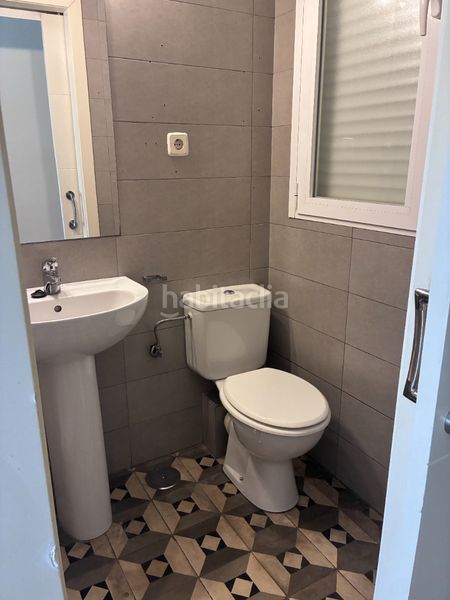 Foto b0c3ae94-e4f4-468a-91fb-30610589e5a3. Rent flat in Alfalfa - Santa Cruz Sevilla