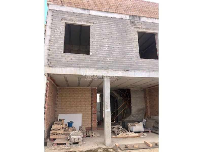 Foto f67bfa83-1cc2-4ed1-bd21-bf6750a6969a. Casa  en venta en Mairena del Alcor