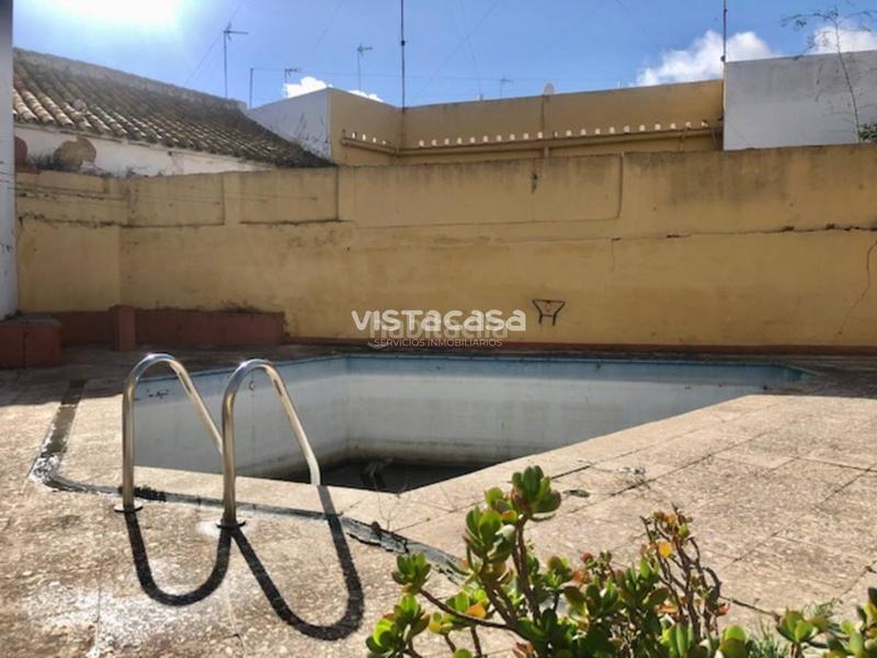 Foto d628cc38-e571-4fc5-a387-bc058a85d879. Haus mit parking pool in Mairena del Alcor