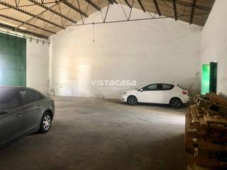 Local Comercial a Mairena del Alcor. Almacen en venta en el paseo