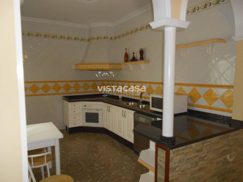 Foto a988ea03-e117-4b71-8e29-3fc1373ca00e. Casa  en venta en Mairena del Alcor